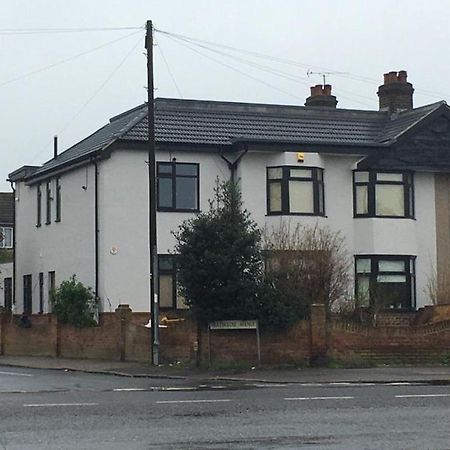 Ar-Rahman, 1 Bed Room And 1 Living Room Apartment Dartford Dış mekan fotoğraf